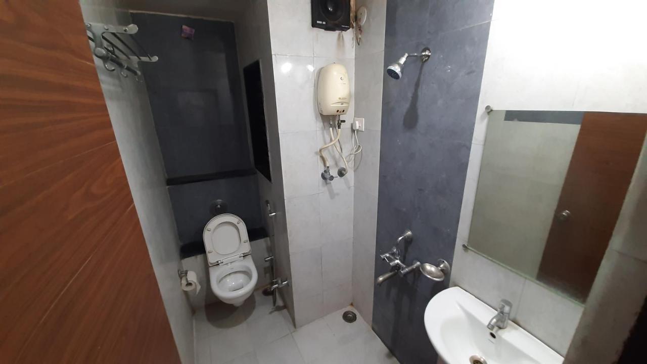 City Palace Hotel होटल सिटी पैलेस Nászik Kültér fotó